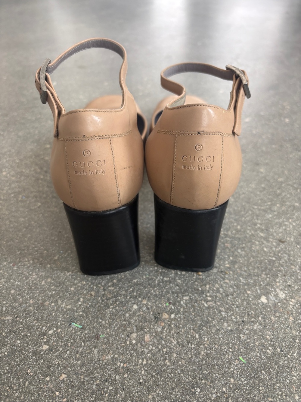 Gucci Women’s Beige Leather Block Heel Mary Jane